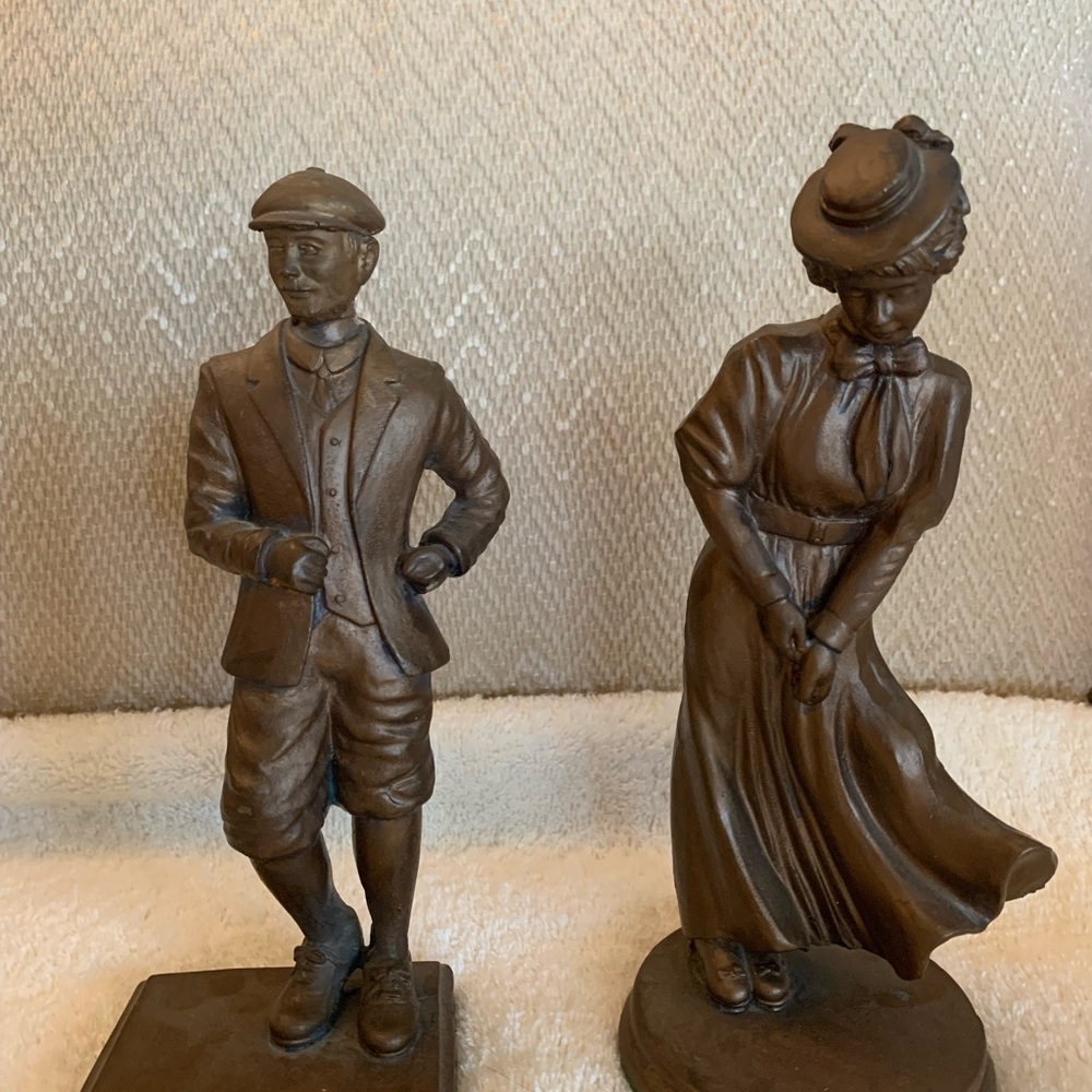 Elegant Bronze Couple Sculpture Set